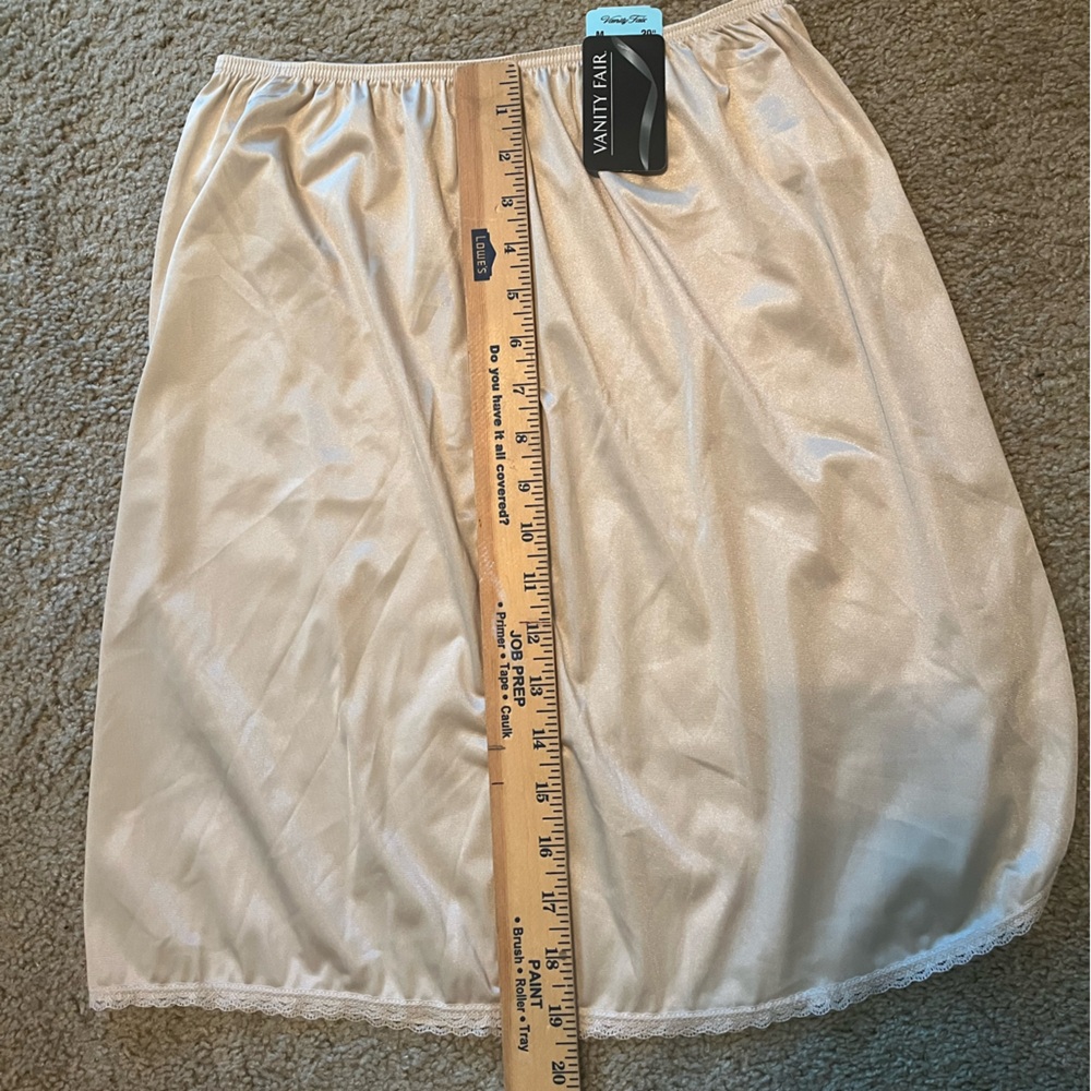 Vanity Fair Satin Half Slip in Ivory Champagne